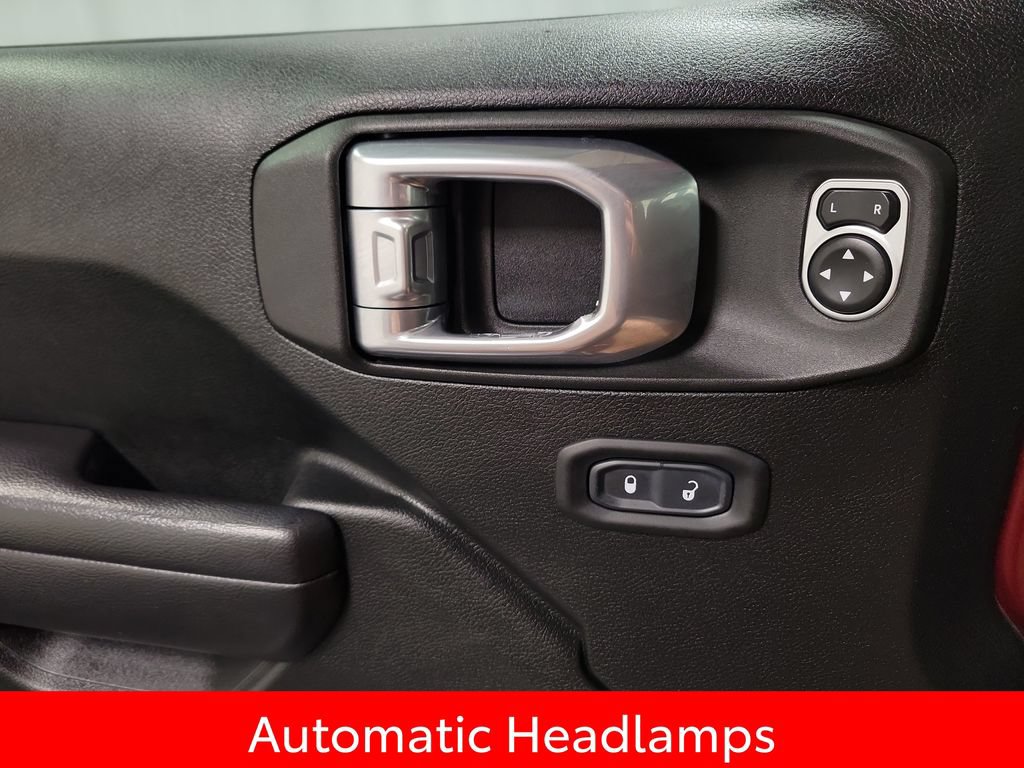 Used 2021 Jeep Wrangler Unlimited Sport AWD/4WD image 28