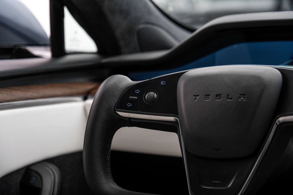 Used 2022 Tesla Model S AWD/4WD image 20