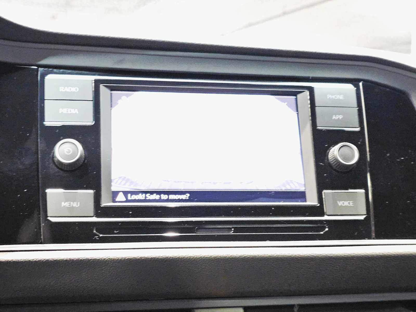 Used 2023 Volkswagen Jetta Sport image 15