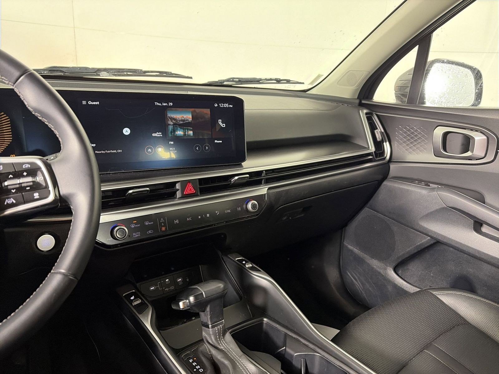 Certified 2024 Kia Sorento S image 25