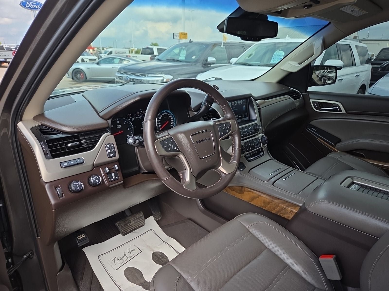 Used 2019 GMC Yukon XL Denali w/ Denali Ultimate Package AWD/4WD image 23