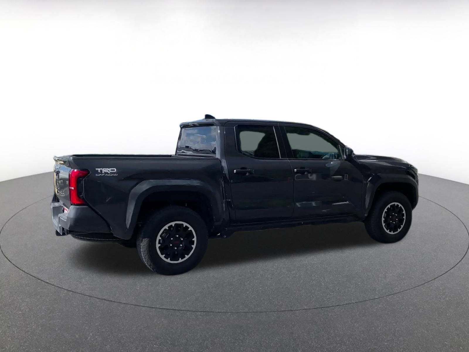 Used 2025 Toyota Tacoma TRD Off-Road image 15