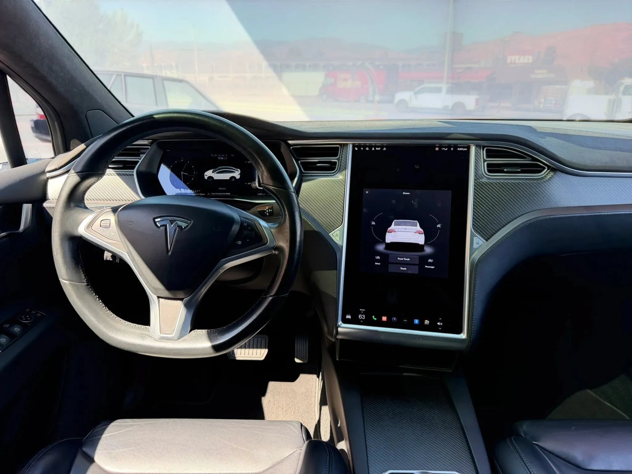 Used 2017 Tesla Model X 75D AWD/4WD image 16