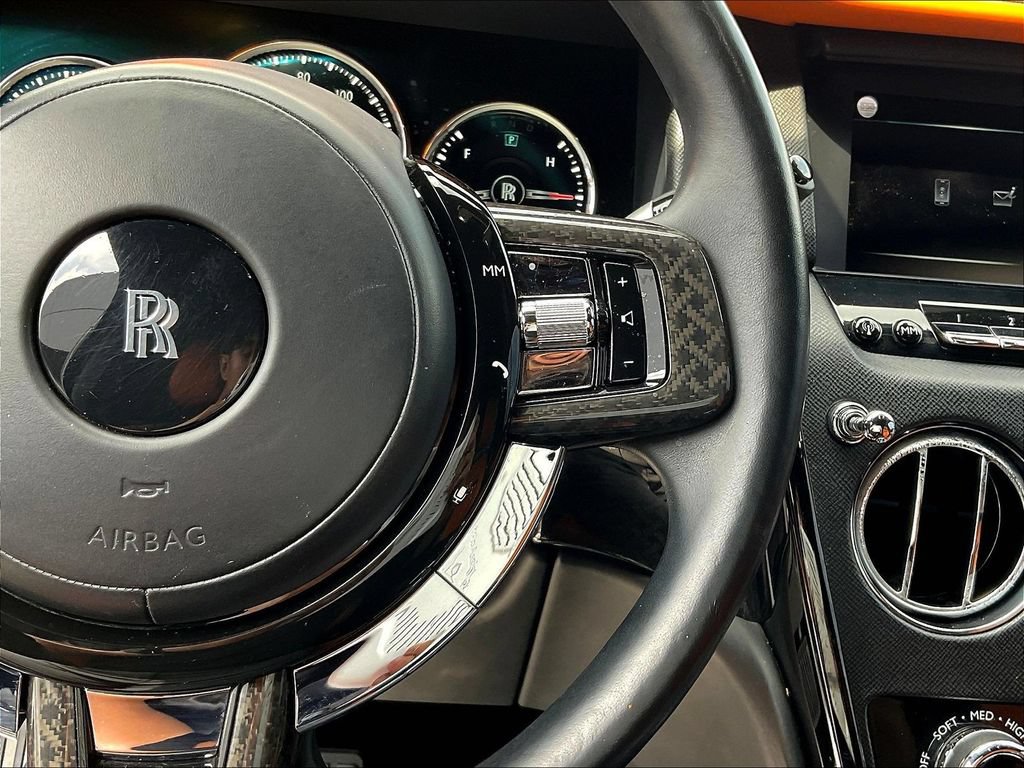 Used 2020 Rolls-Royce Cullinan Black Badge AWD/4WD image 12