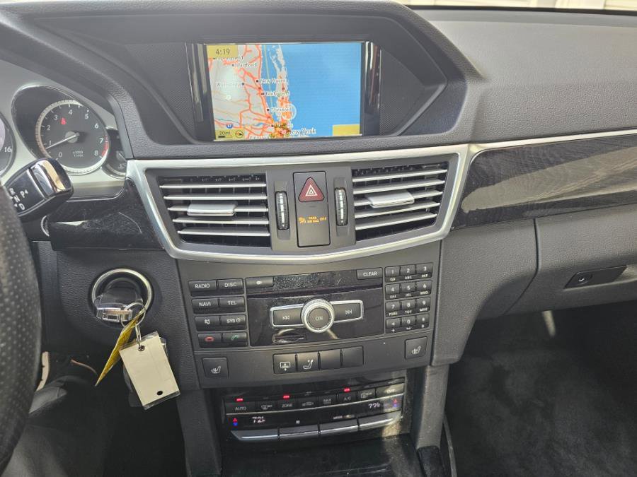 Used 2012 Mercedes-Benz E 350 4MATIC Sedan image 8