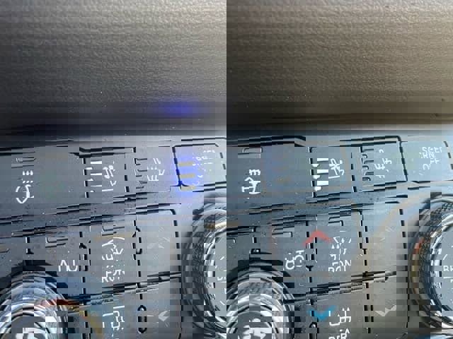 Used 2023 Dodge Durango GT image 24