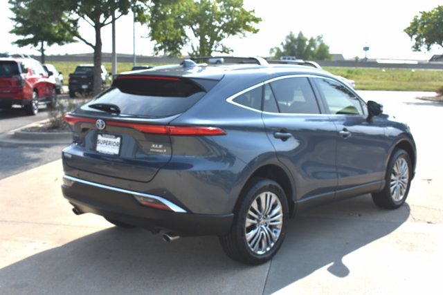 Used 2021 Toyota Venza XLE AWD/4WD image 5