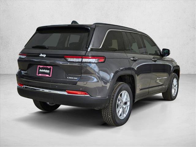New 2026 Jeep Grand Cherokee Laredo RWD video 2