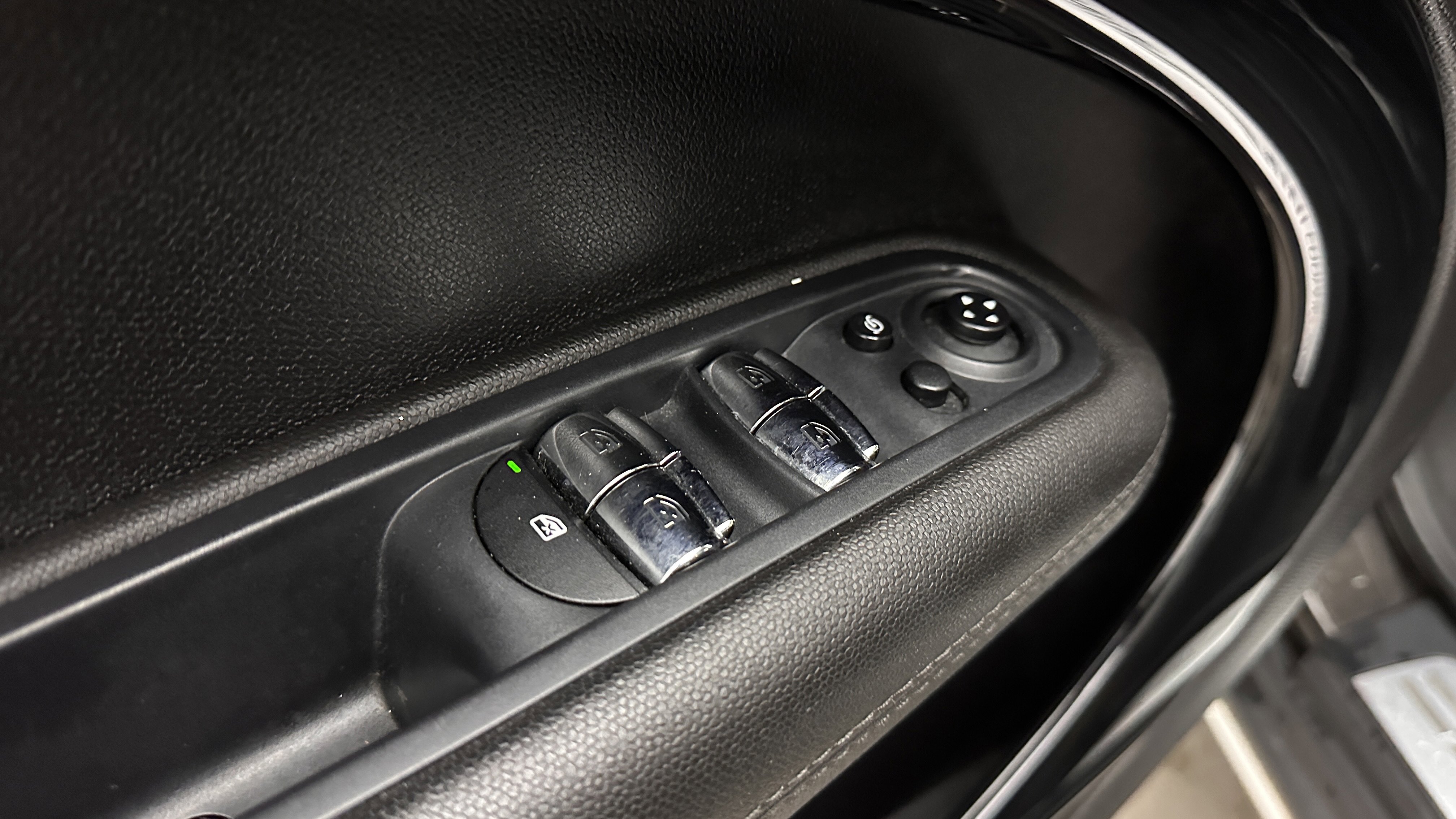 Used 2016 MINI Cooper Countryman S image 12