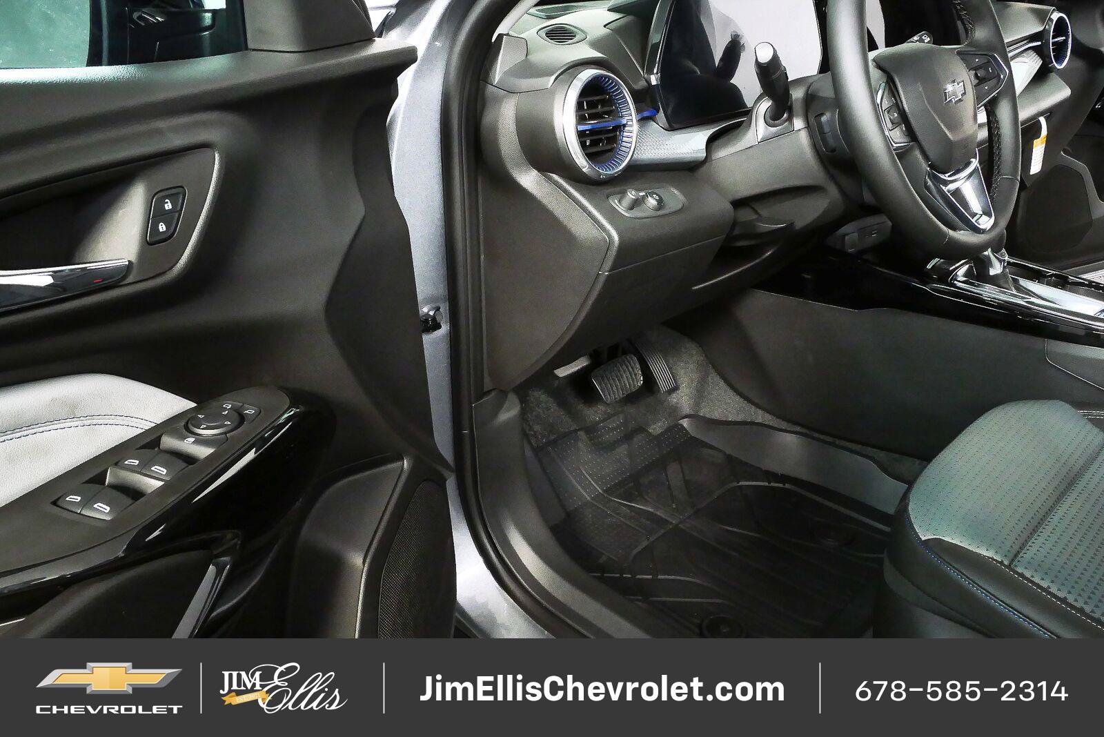 New 2026 Chevrolet Trax LT w/ Driver Confidence Package FWD image 7