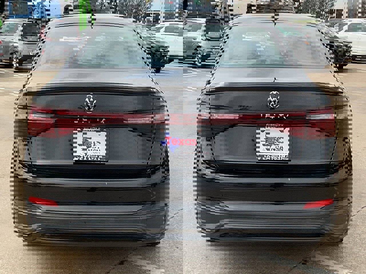 Used 2025 Volkswagen Jetta S image 6