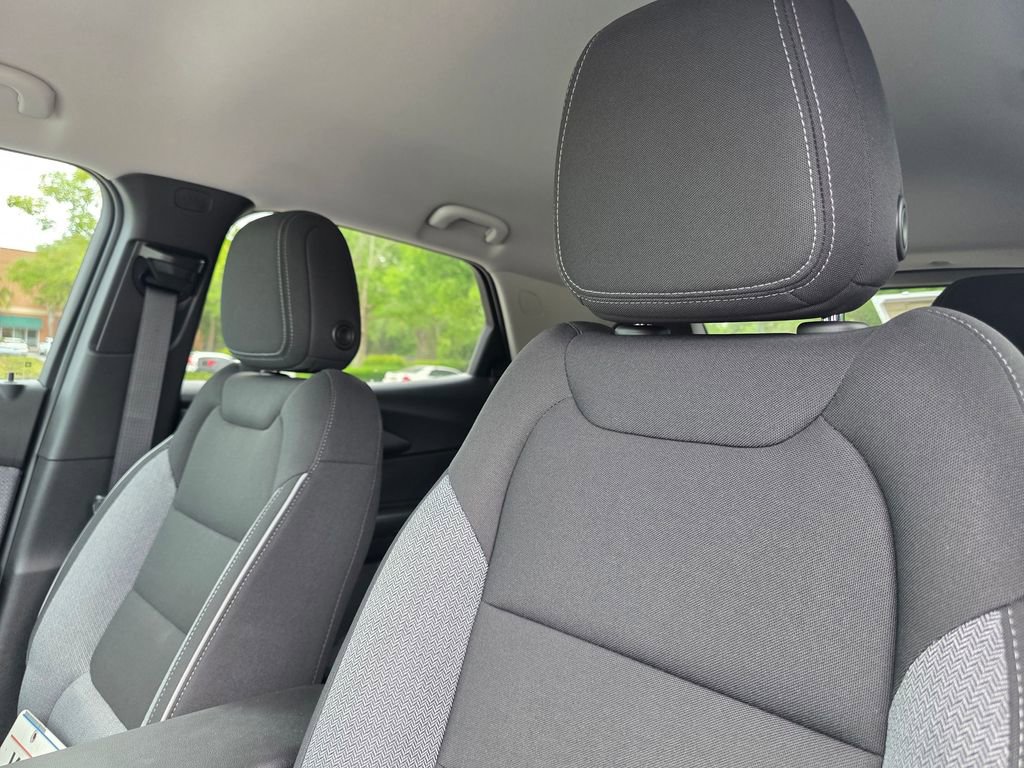 New 2026 Chevrolet TrailBlazer LT w/ Convenience Package FWD image 12