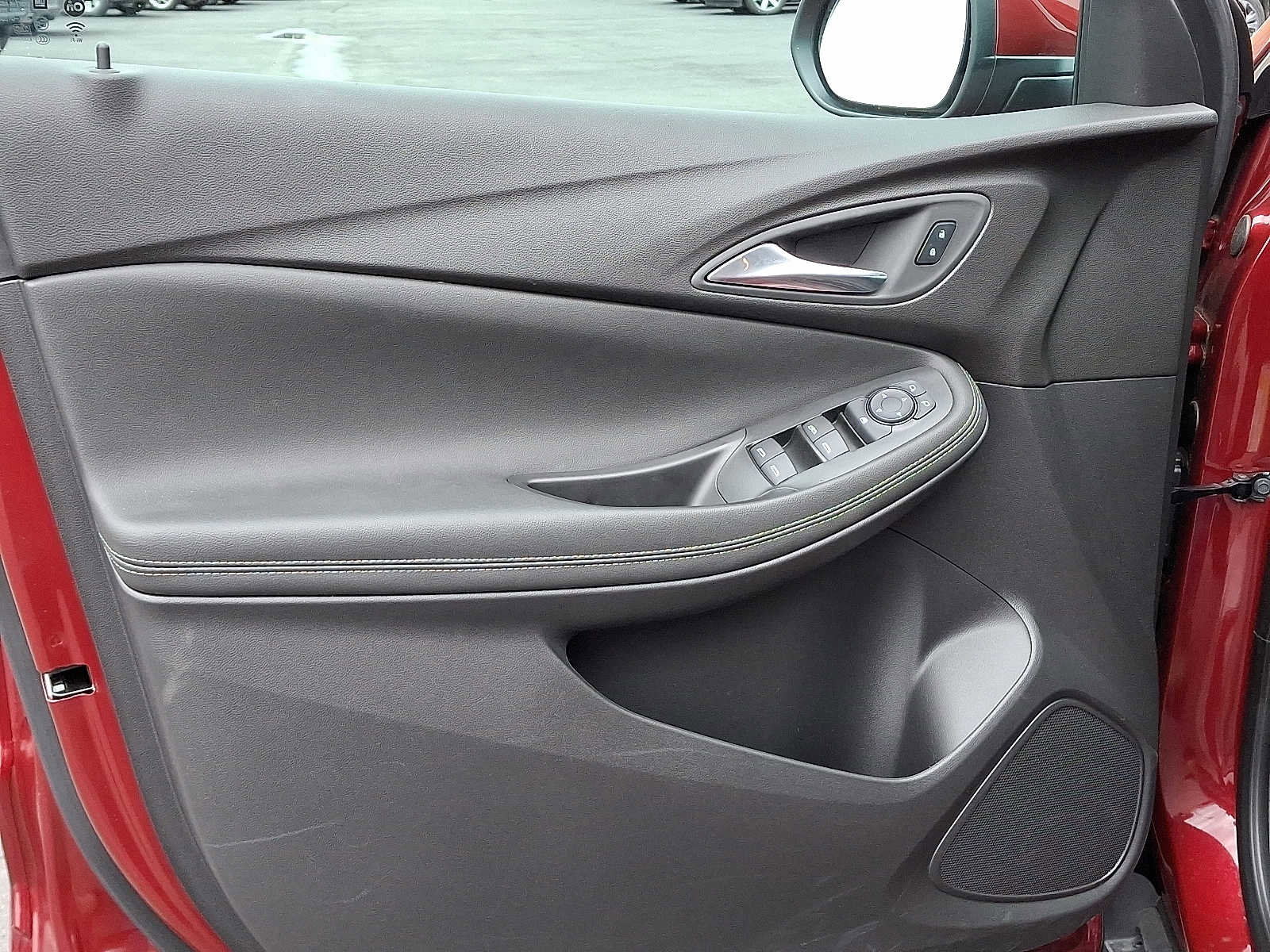 Used 2025 Buick Encore GX Preferred AWD/4WD image 12