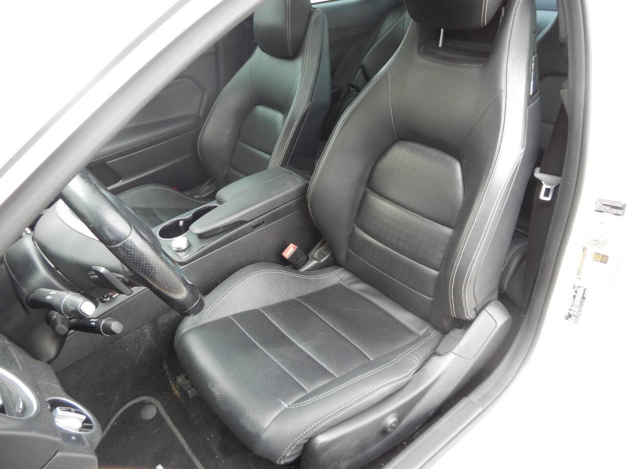 Used 2013 Mercedes-Benz C 250 Coupe image 2