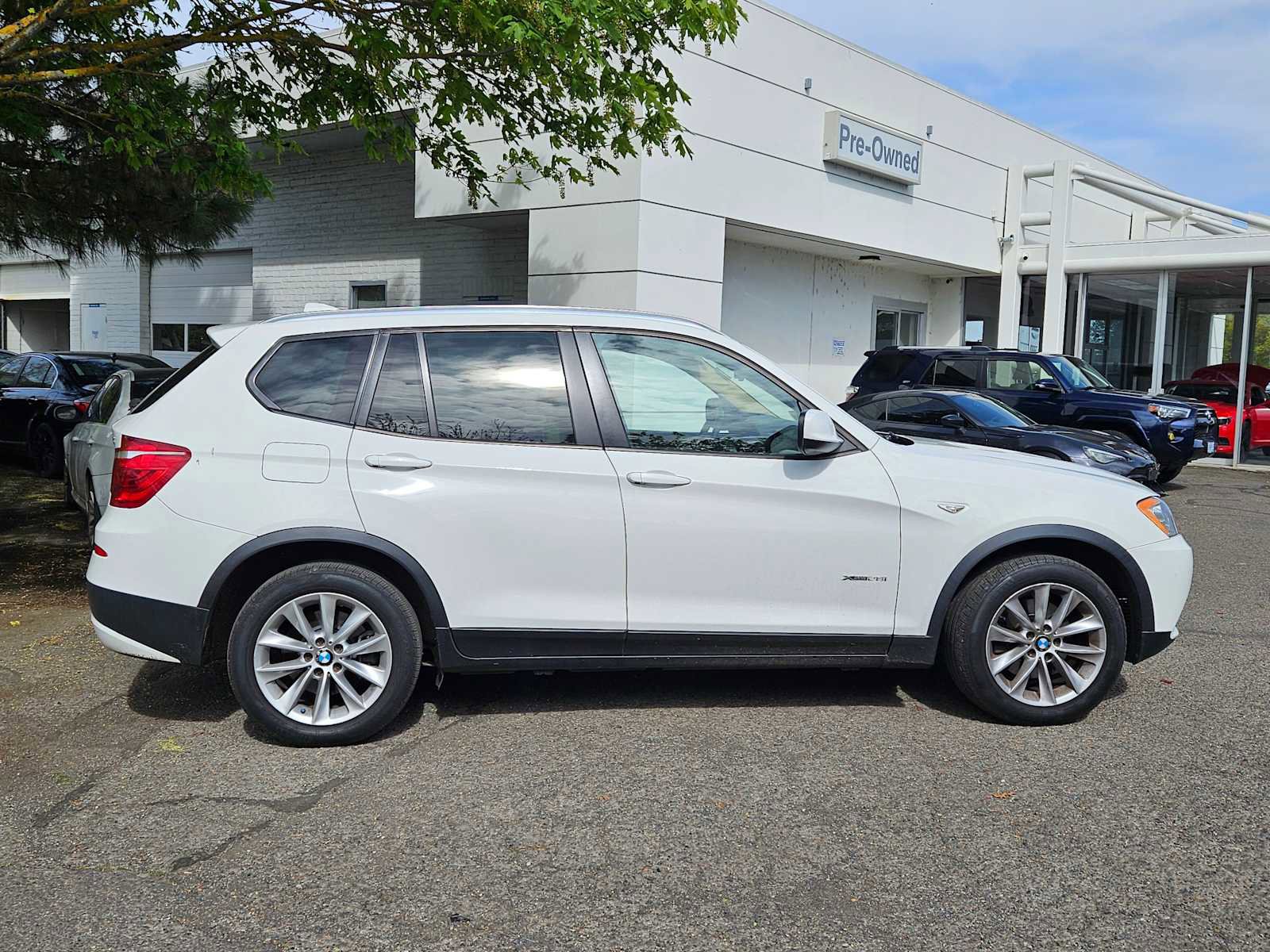 Used 2014 BMW X3 xDrive28i image 2