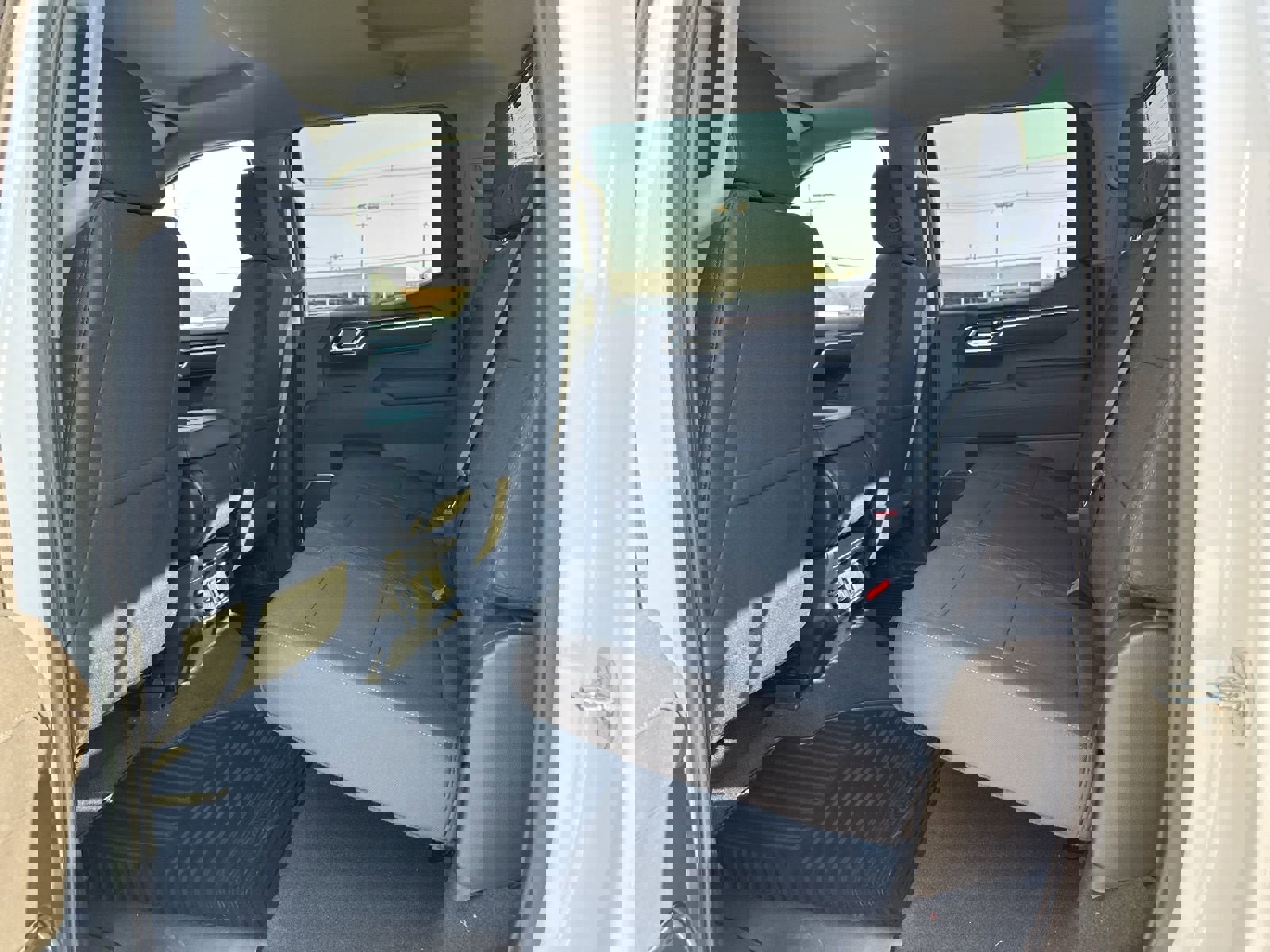 New 2026 GMC Sierra 1500 SLE w/ X31 Off-Road Package image 17