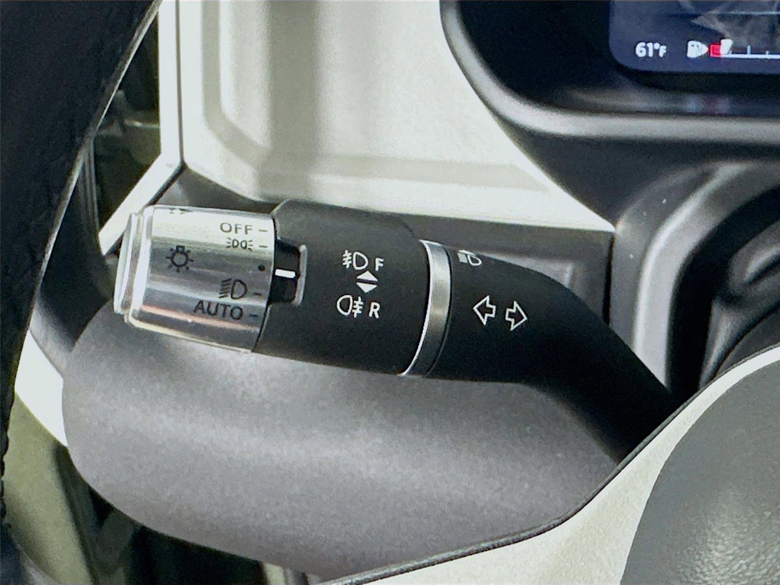 Used 2021 Land Rover Defender 90 First Edition image 20