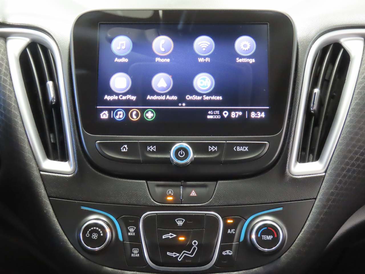 Used 2025 Chevrolet Malibu RS FWD image 12