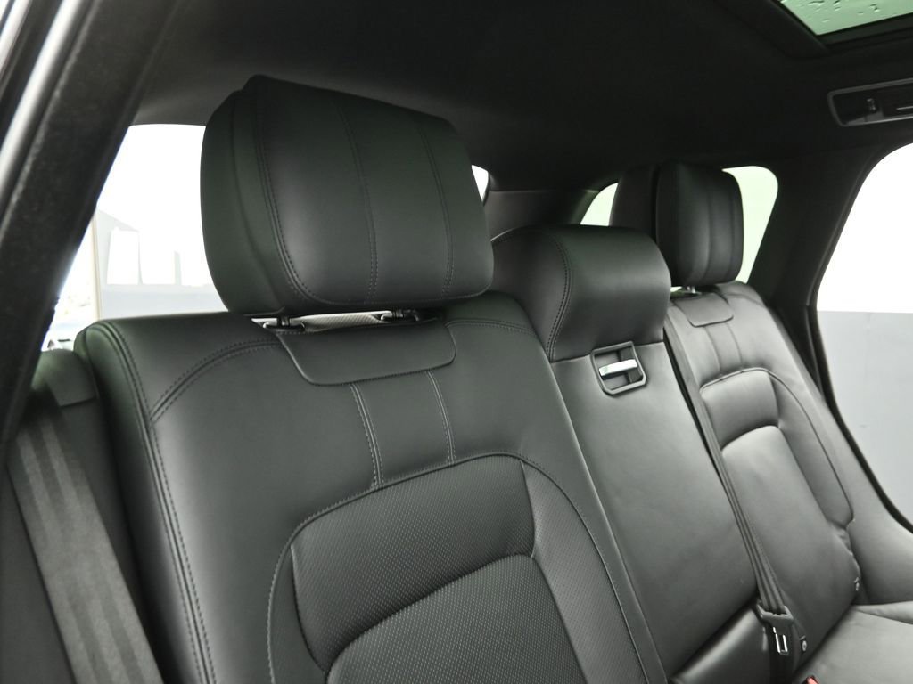 Used 2022 Land Rover Range Rover P525 Westminster Edition AWD/4WD image 27