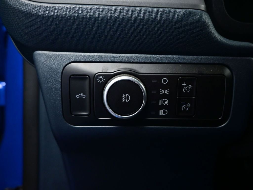 Used 2025 Ford Maverick Lobo image 11