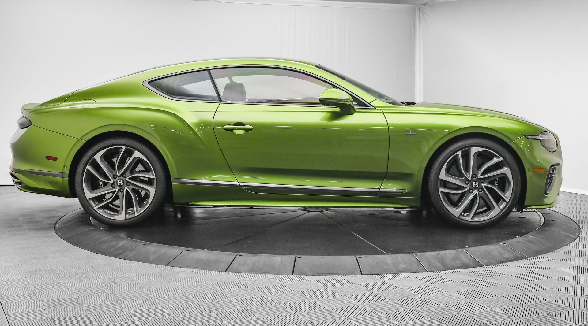 Used 2025 Bentley Continental GT Speed image 5