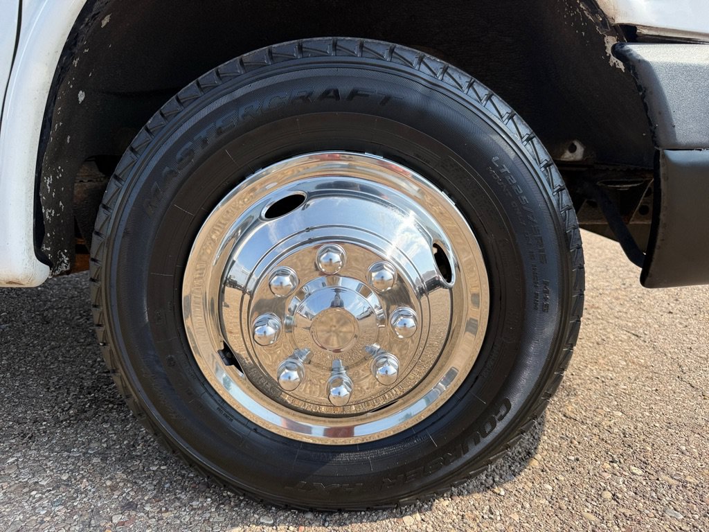 Used 2007 GMC Savana 3500 RWD image 20