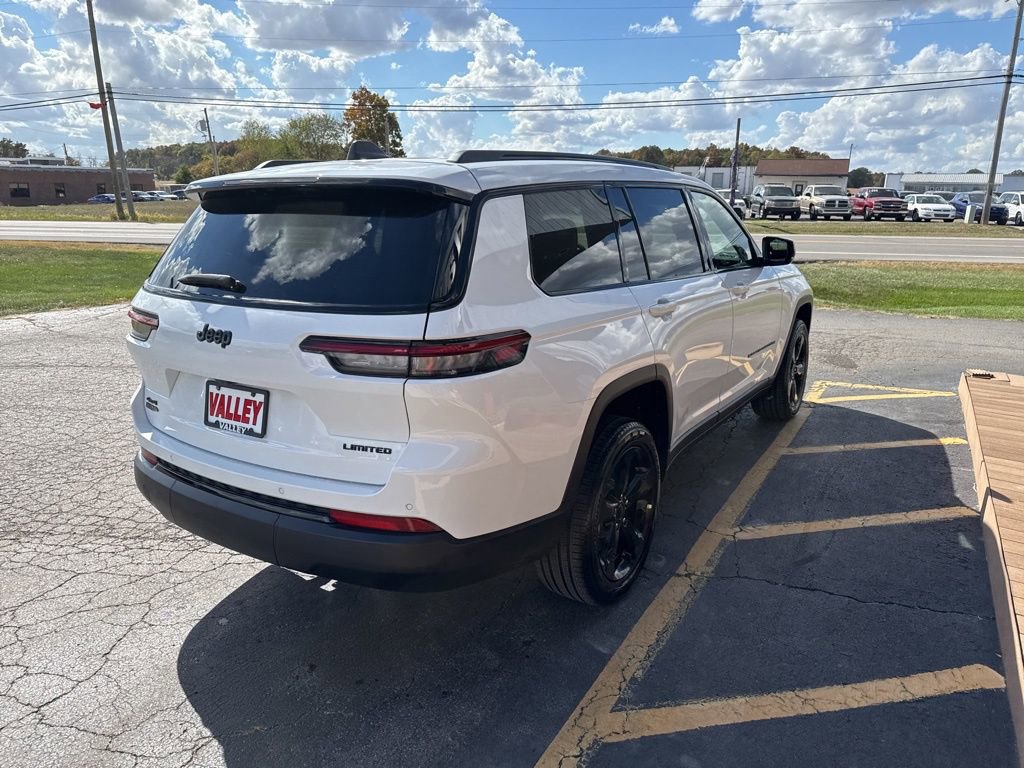 New 2025 Jeep Grand Cherokee L Limited w/ Black Appearance Package image 7