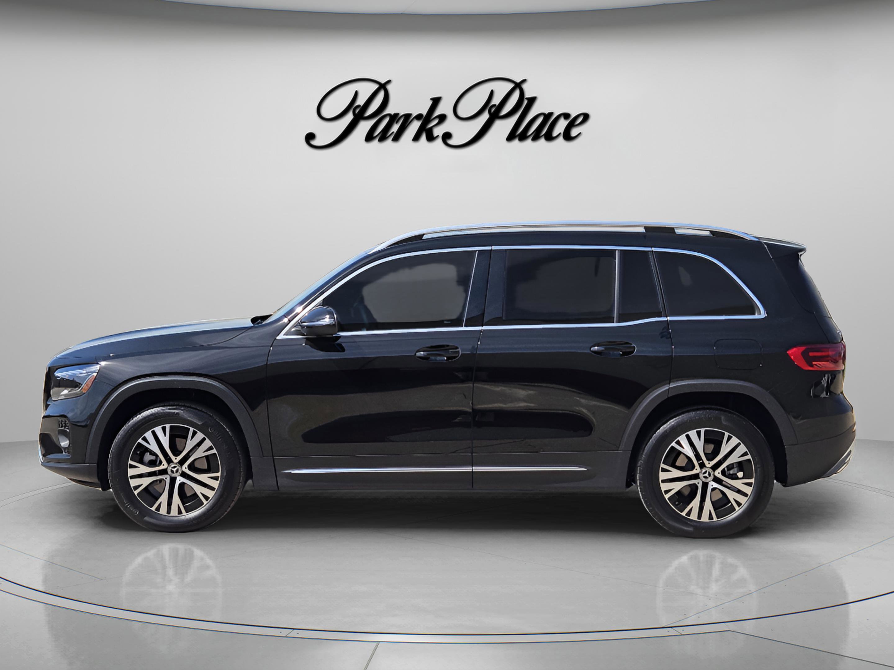 Certified 2026 Mercedes-Benz GLB 250 image 2