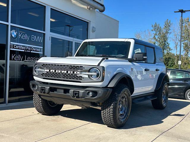 Used 2025 Ford Bronco Badlands AWD/4WD image 3