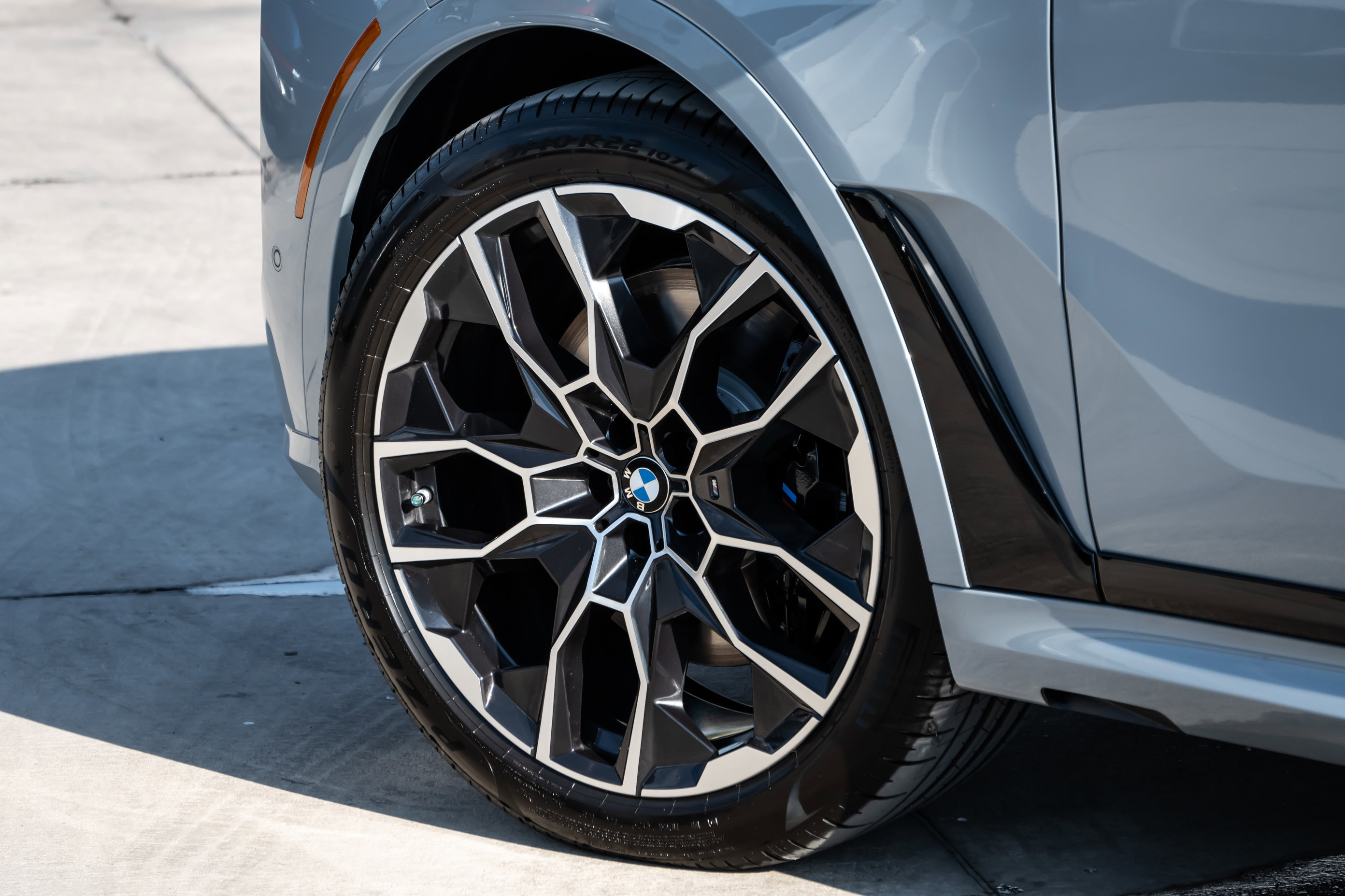 New 2026 BMW X7 xDrive40i w/ M Sport Package image 9