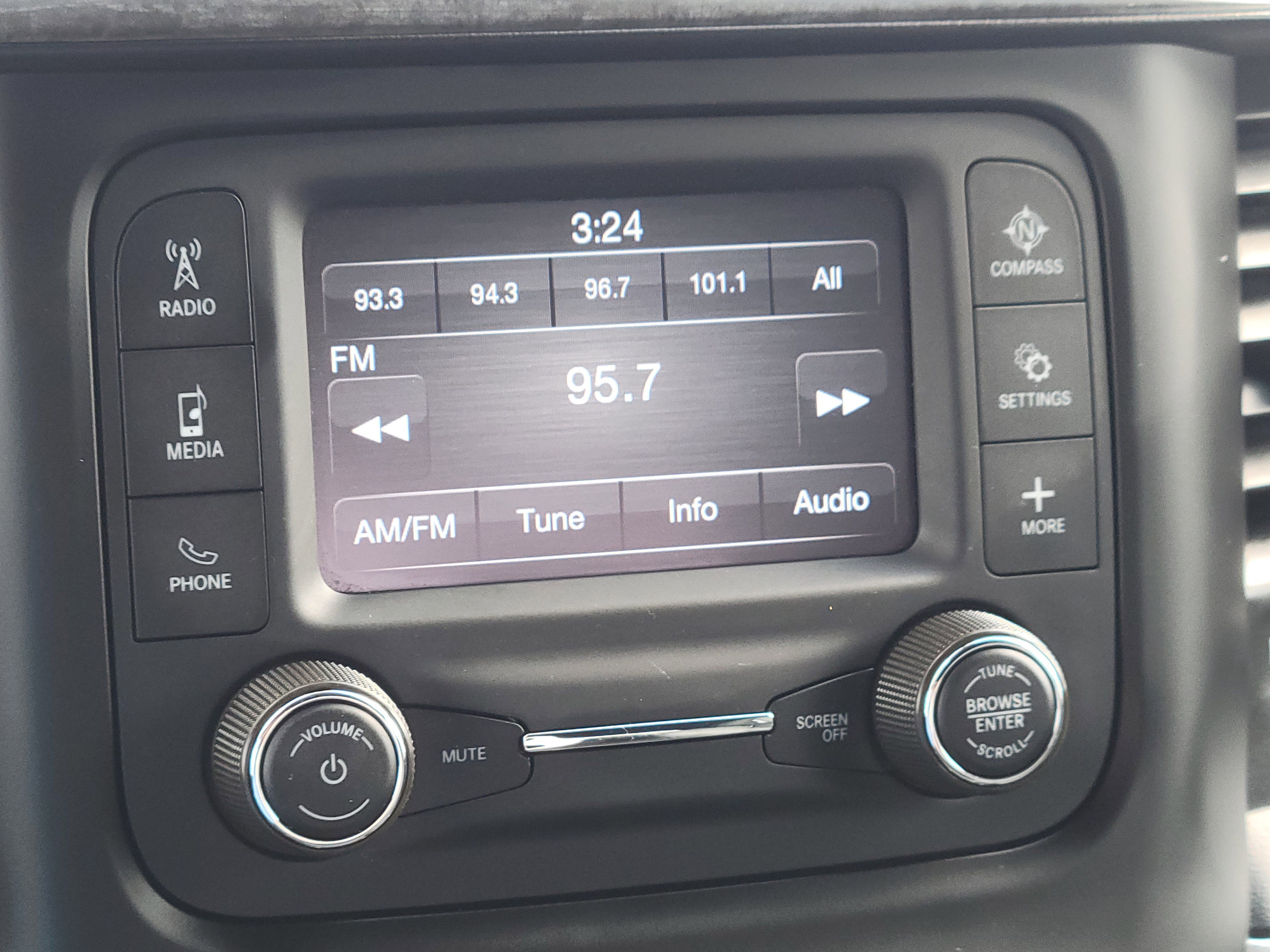 Used 2024 RAM 1500 Big Horn image 17