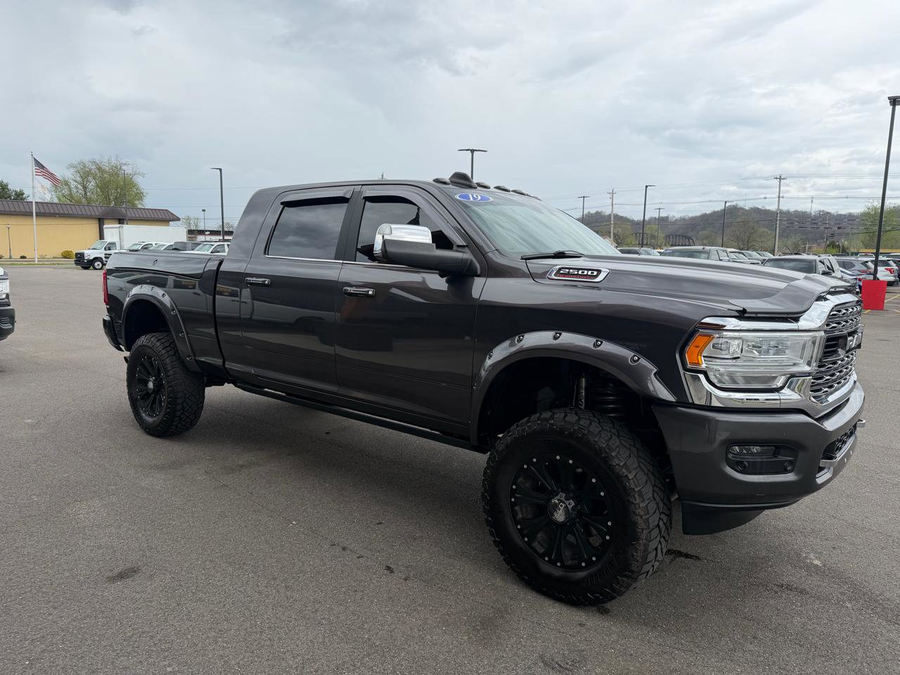 Used 2019 RAM 2500 Limited AWD/4WD image 3