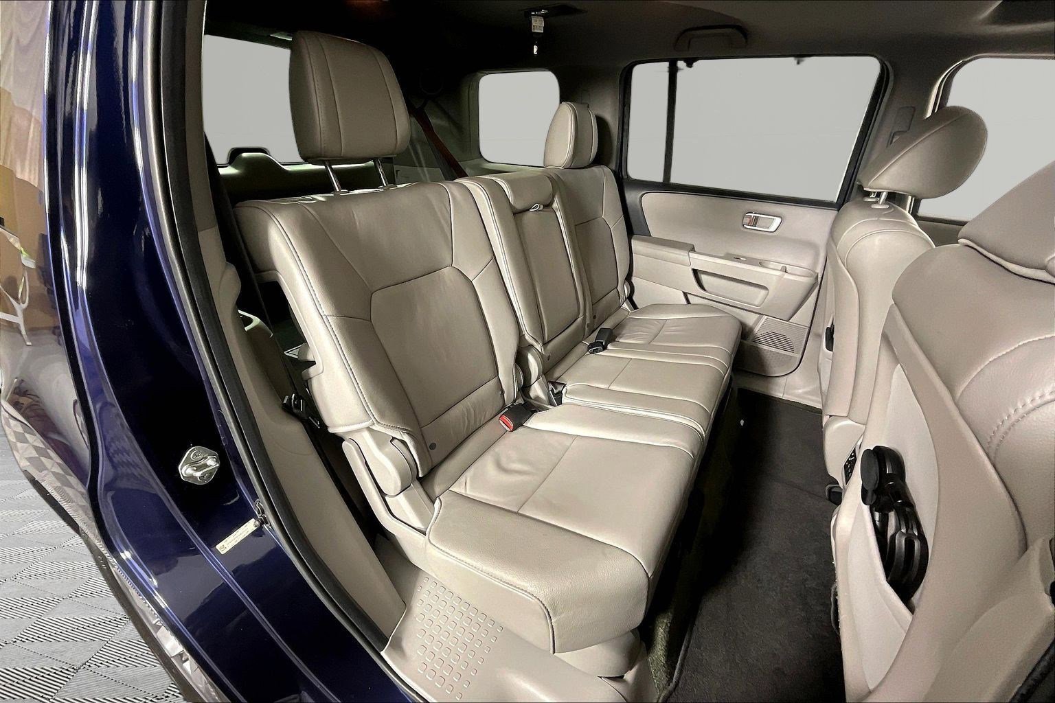 Used 2014 Honda Pilot Touring image 25