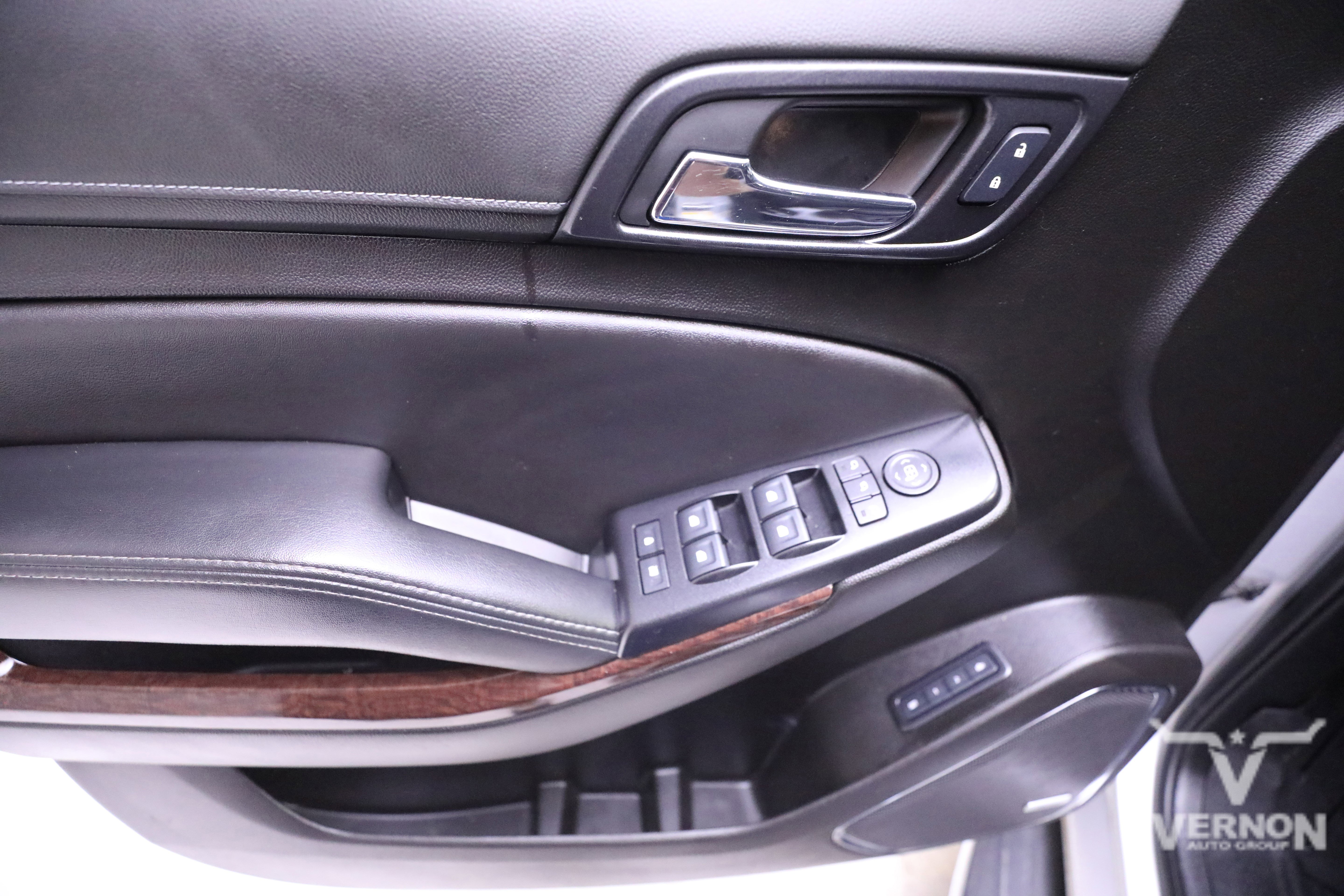 Used 2020 GMC Yukon XL SLT w/ Premium Edition image 19