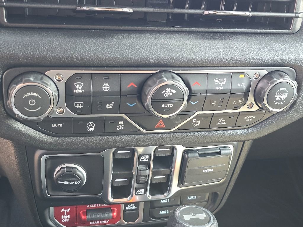 New 2025 Jeep Wrangler Willys image 11