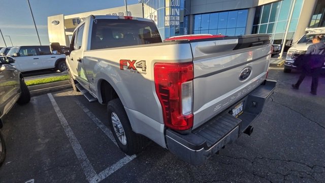 Used 2018 Ford F250 XLT w/ XLT Value Package image 5