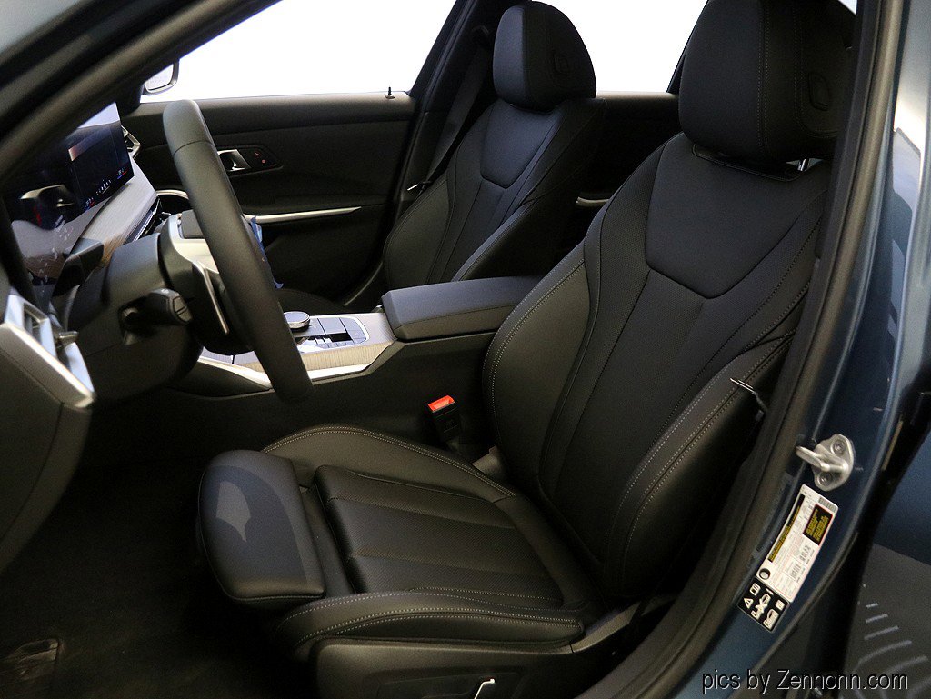 Used 2025 BMW 330i xDrive Sedan w/ Premium Package image 10