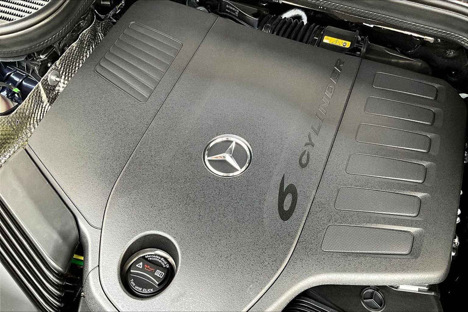 New 2026 Mercedes-Benz GLS 450 4MATIC image 19
