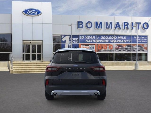 New 2026 Ford Escape Active w/ Cold Weather Package FWD image 5