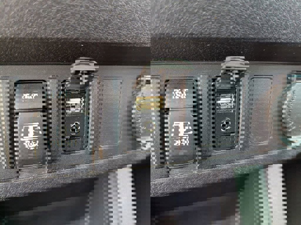 Used 2019 Toyota Tacoma SR5 image 21