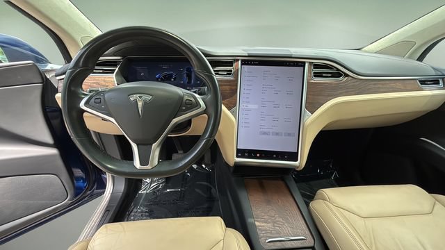 Used 2017 Tesla Model X 90D AWD/4WD image 10