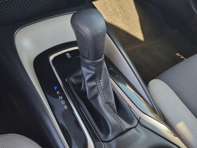 Used 2023 Toyota Corolla LE w/ Carpet Mat Package (TMS) FWD image 12