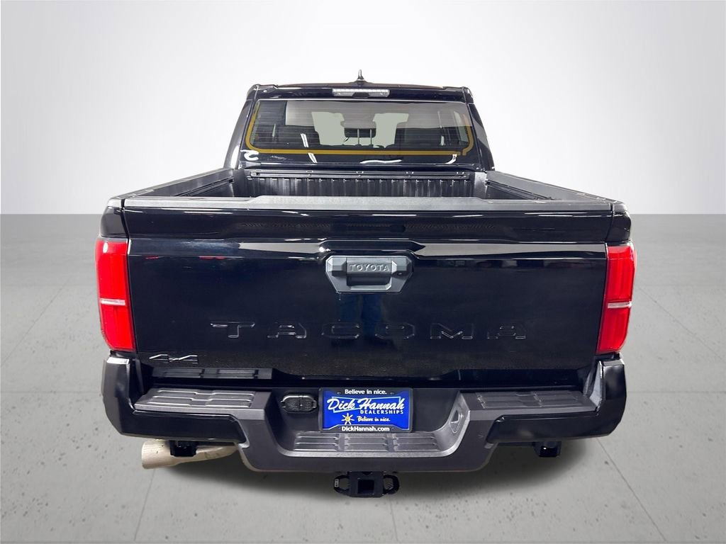 Used 2025 Toyota Tacoma TRD Sport AWD/4WD image 7