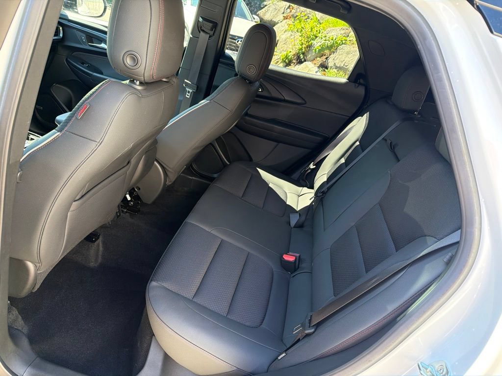 Used 2023 Chevrolet TrailBlazer RS w/ Technology Package AWD/4WD image 20