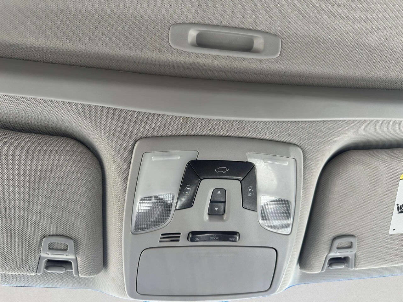 Used 2015 Toyota Sienna XLE image 36