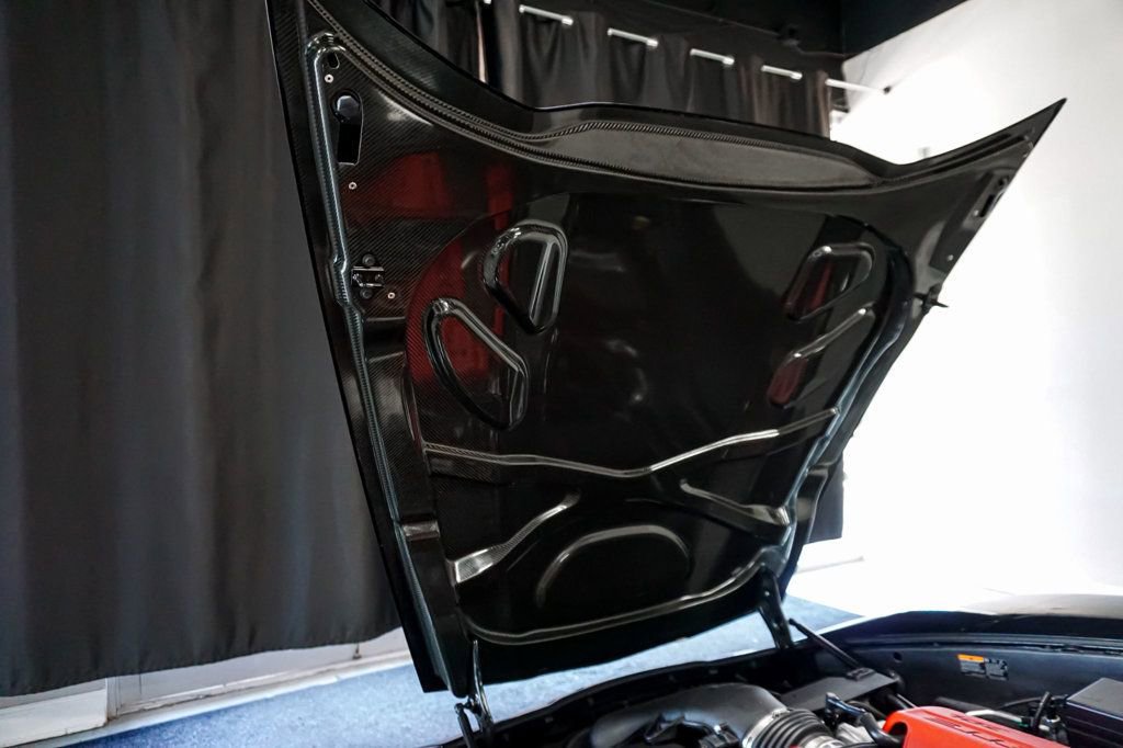 Used 2012 Chevrolet Corvette Z06 w/ 3LZ Preferred Equipment Group image 16