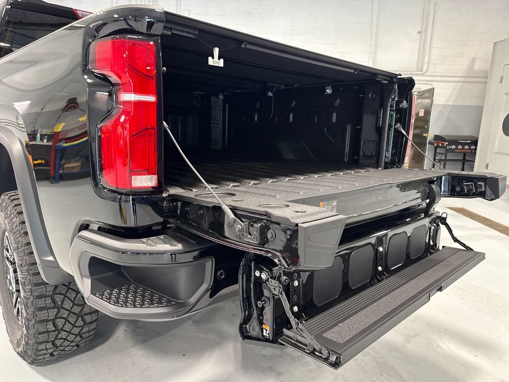 New 2026 Chevrolet Silverado 2500 ZR2 w/ LPO, Dark Essentials Package AWD/4WD image 48