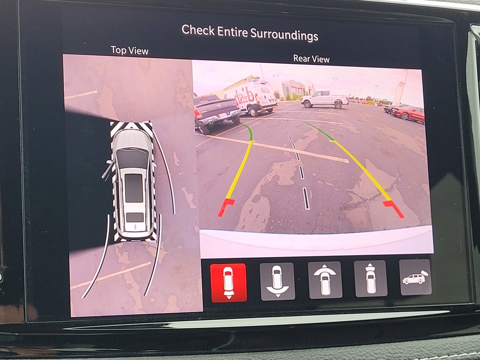 New 2026 Chrysler Pacifica Limited w/ Uconnect Theater Family Group image 20