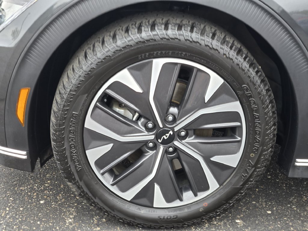 Used 2024 Kia EV6 Light AWD/4WD image 7
