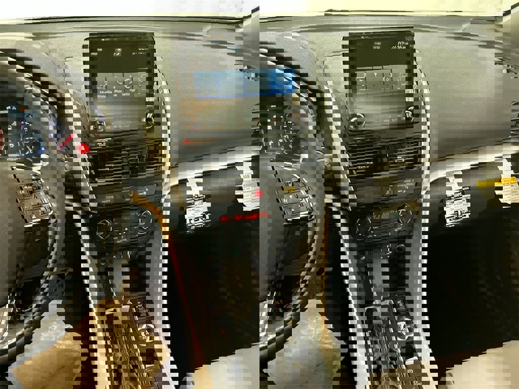 New 2026 Mitsubishi Eclipse Cross SEL image 21